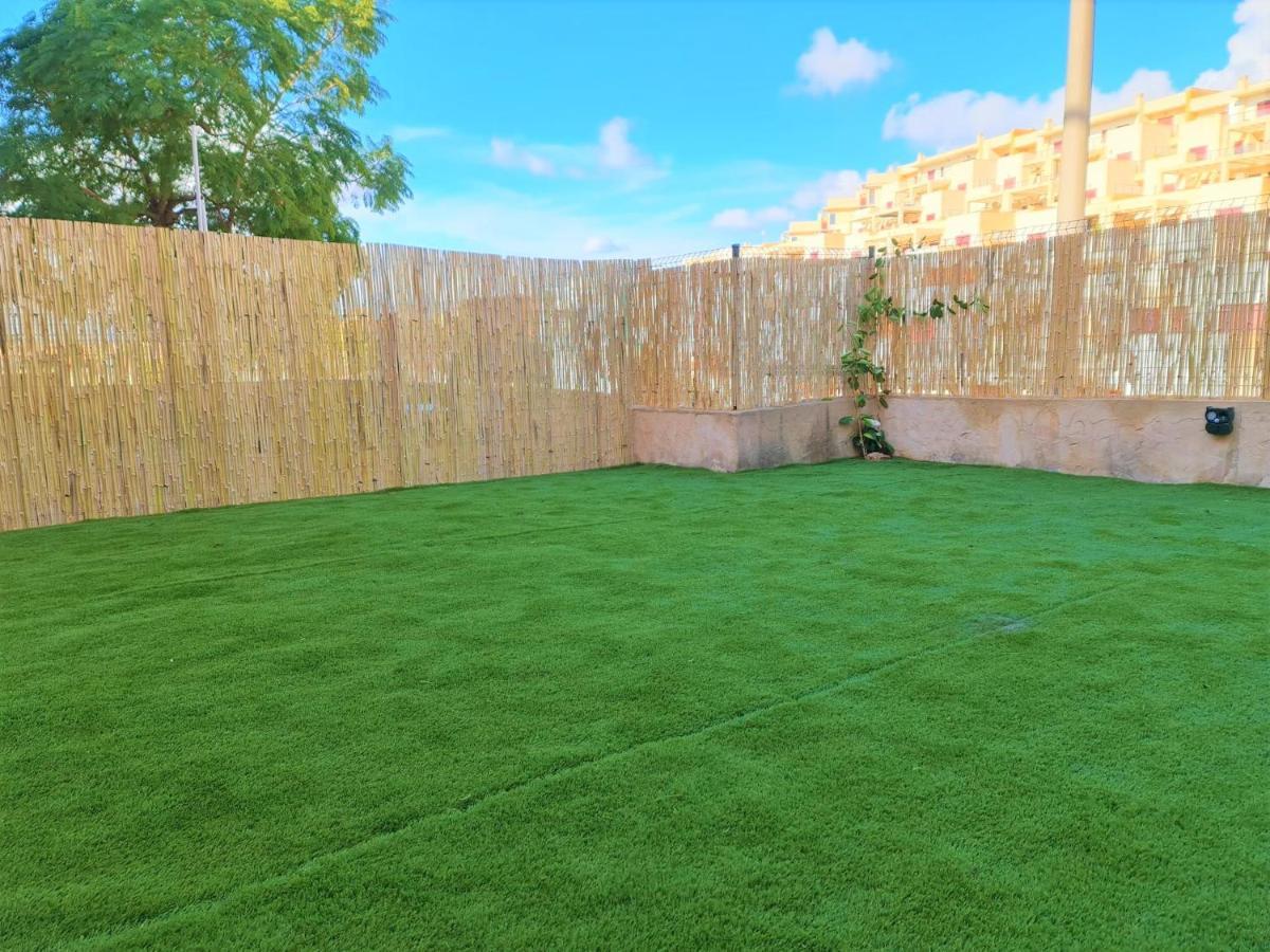Espacioso Apartamento Con Preciosos Jardines Y Bbq Isla Plana Zewnętrze zdjęcie