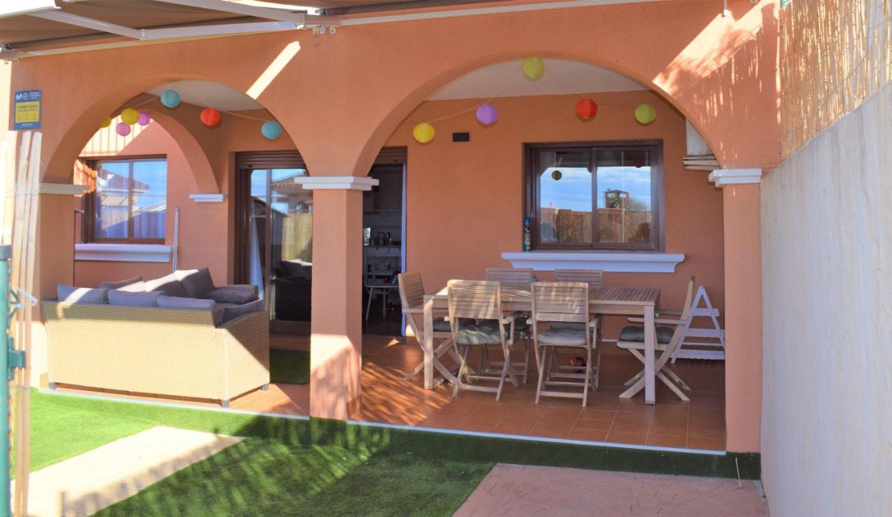 Espacioso Apartamento Con Preciosos Jardines Y Bbq Isla Plana Zewnętrze zdjęcie