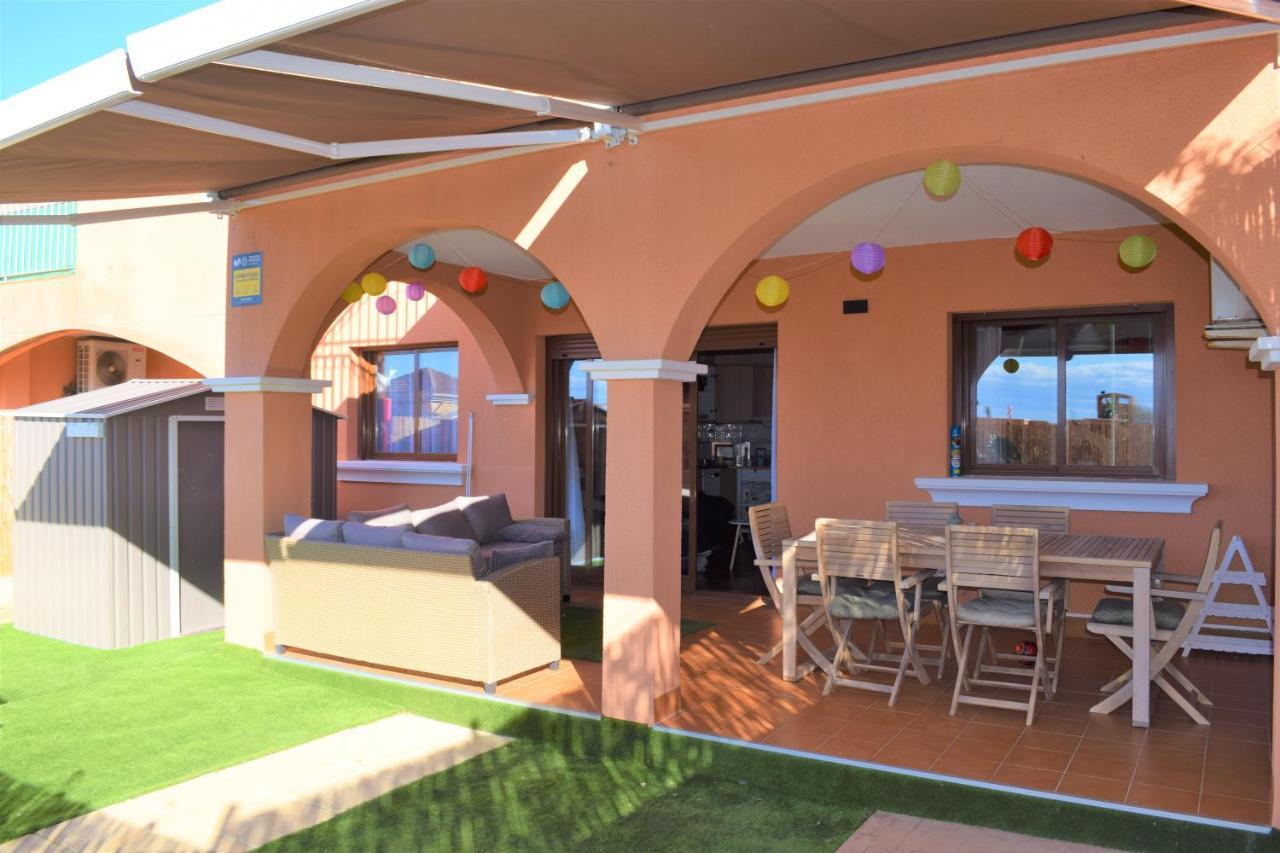 Espacioso Apartamento Con Preciosos Jardines Y Bbq Isla Plana Zewnętrze zdjęcie